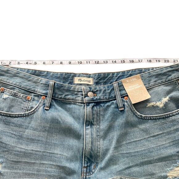 Madewell Relaxed Denim Distressed Raw Hem Jeans Shorts Size 18W - Picture 9 of 15